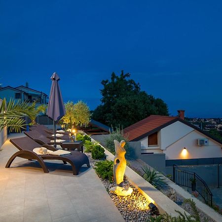 Srok Apartments With Pool Kastav Bagian luar foto