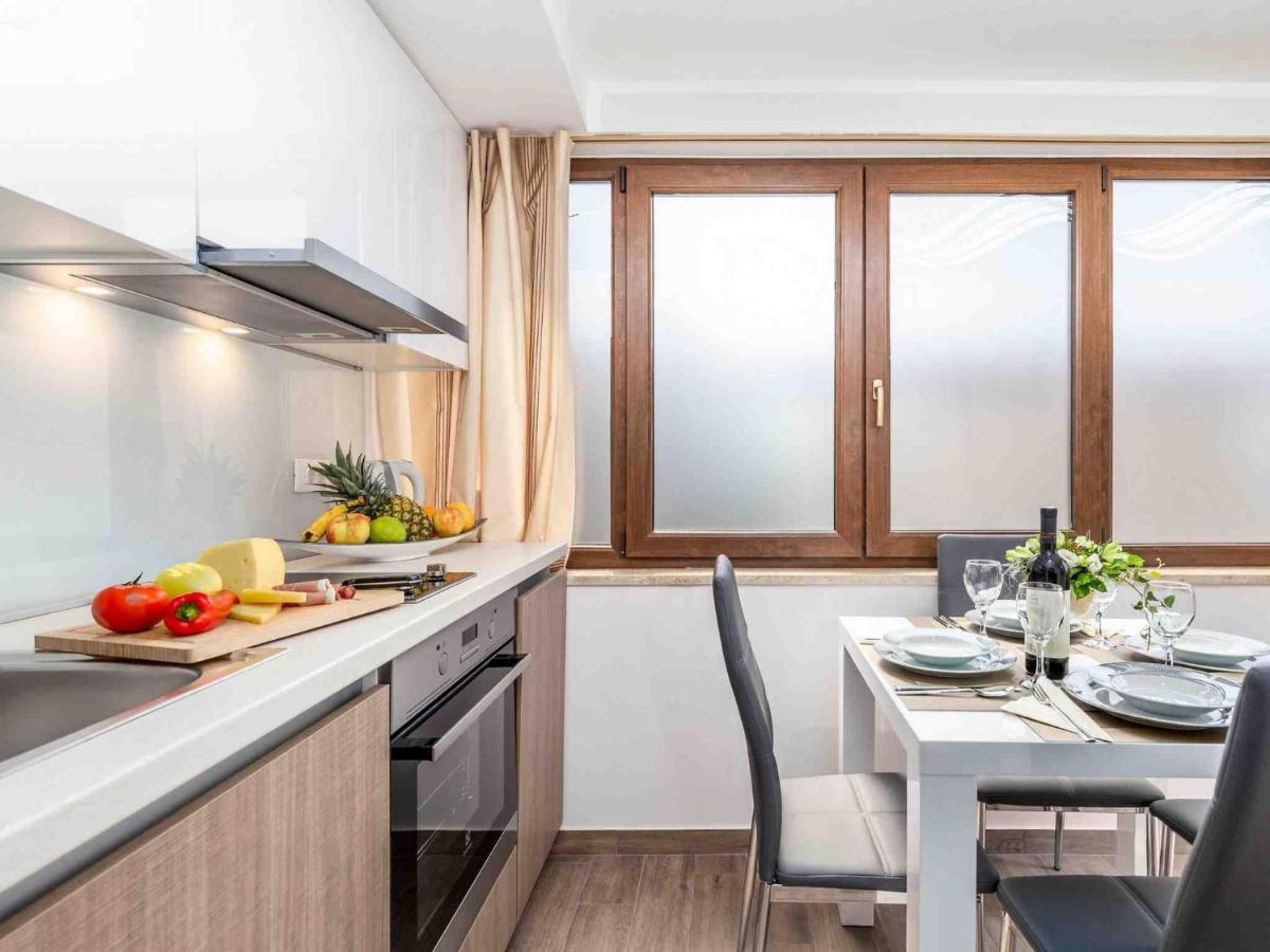 Srok Apartments With Pool Kastav Bagian luar foto