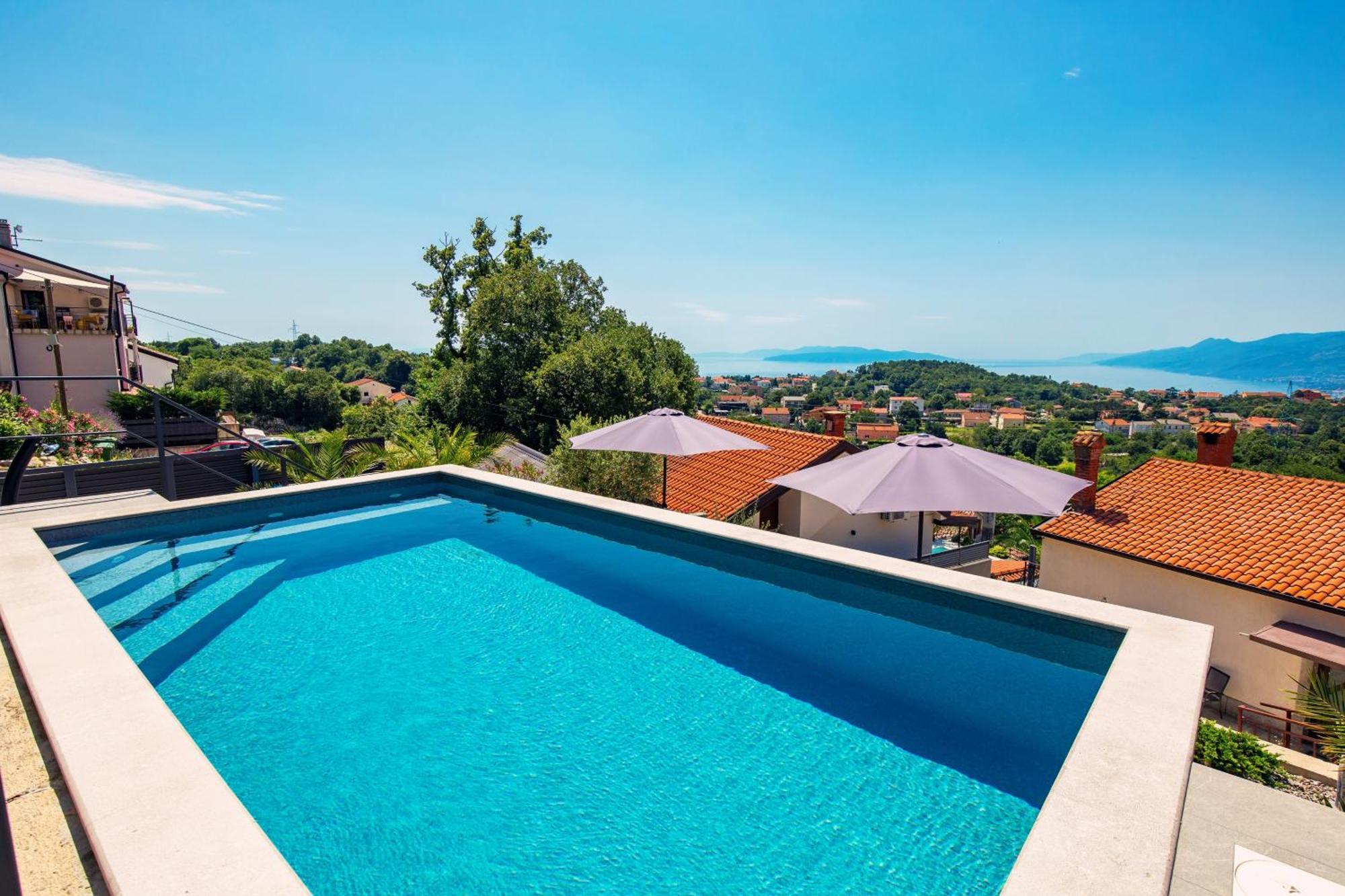 Srok Apartments With Pool Kastav Bagian luar foto